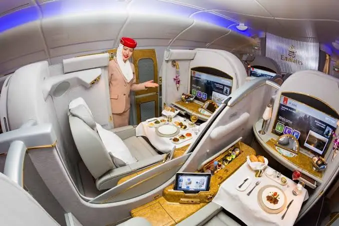 Top First Class Flight Plans: A Strategic Booking & Value Guide